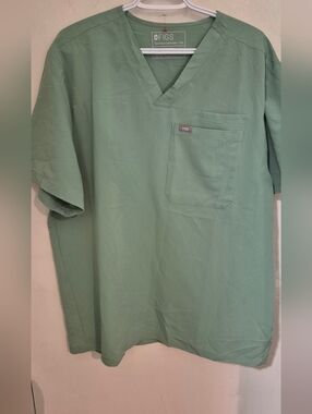 Figs Scrub Set Mint Green Scrub Top & Pants SZ.XL